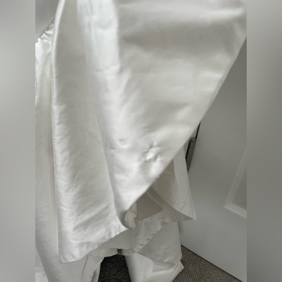 White Dress - Picture 3 of 12